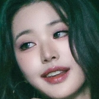 Jang Won-young Nagie