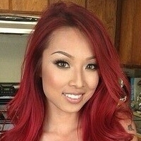 Jenn Q Nagie