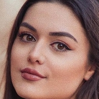 Jess Gjata Nagie