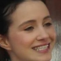 Julia Goldani Telles Nagie