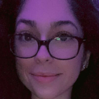Julia Mele Nagie