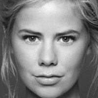 Julie Zangenberg Nagie