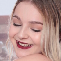 Kat Soles Nagie