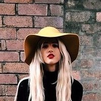 Katie Kuips Nagie