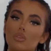 Khloe Hollyoake Nagie