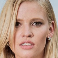 Lara Stone Nagie