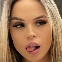 Larissa Sola Nagie
