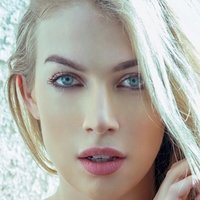 Laura Jacobs Nagie