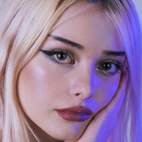 laurenburch Nagie