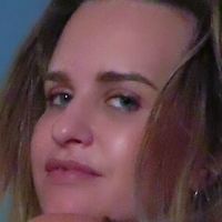 leahlucciano Nagie