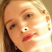 Lily Hart Nagie
