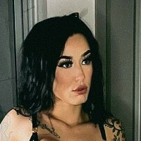Lindsay Laurent Nagie