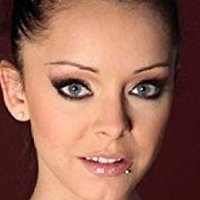 Liza Del Sierra Nagie