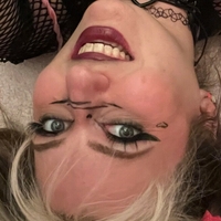 loony_leah_ Nagie