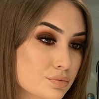 Louise Mckie Nagie