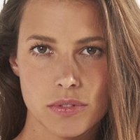 Lucy Bayet Nagie