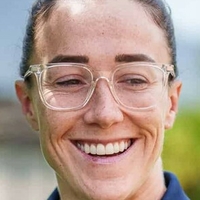 Lucy Bronze Nagie