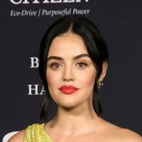 Lucy Hale Nagie