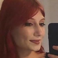 Lucy Thorne Nagie
