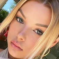 Madi Teeuws Nagie