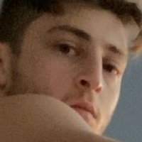 makaarons Nagie