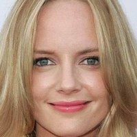Marley Shelton Nagie
