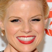 Megan Hilty Nagie
