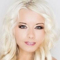 Mia Julia Brückner Nagie