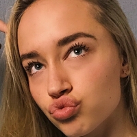 Mia Mastrov Nagie