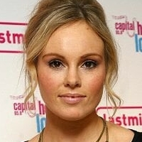 Michelle Dewberry Nagie