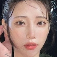 mo.momoro Nagie