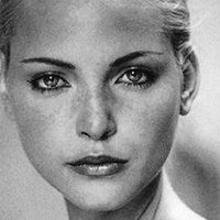 Nadja Auermann Nagie