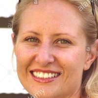 Nadja Brand Nagie