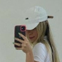 Naelly Flores Nagie