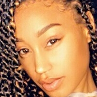 Nia Simone Nagie