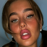 Nicole Kikabidze Nagie