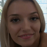 Niki Snow Nagie
