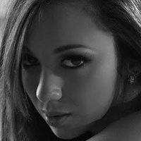 Nina Parodi Nagie