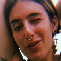 olivewren Nagie