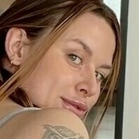 Olivia Hale Nagie