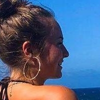Olivia Holzmacher Nagie