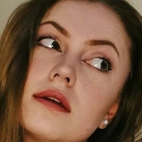 Olivia Tucker Nagie