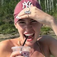 oliviarcox Nagie