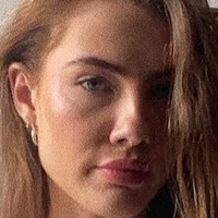 Oonagh C Nagie