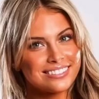 Paris Mikinski Nagie