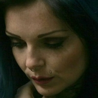 riaesuicide Nagie