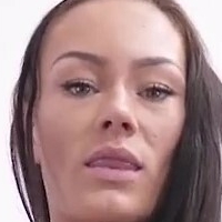 Sarah bei Mandala Nagie