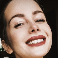 Sasha Shenderey Nagie