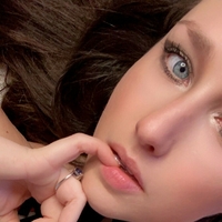 Savanah Roses Nagie