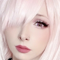 Sierra Crystal Nagie